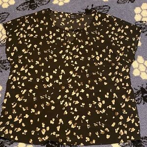 SHEIN Black and Cream Floral Blouse